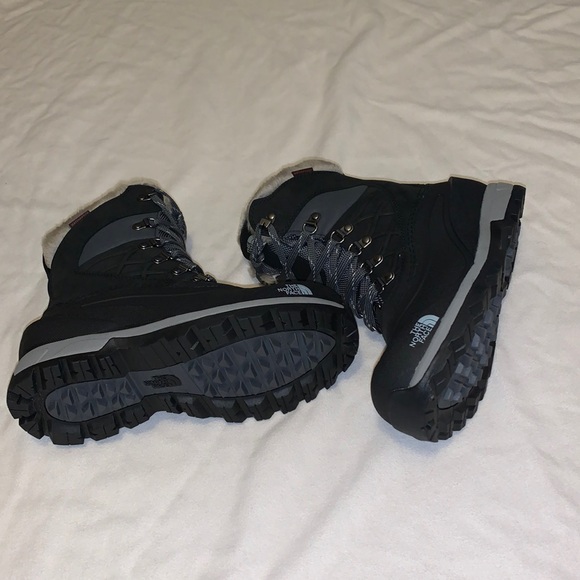 The North Face Womens Chilkat 400 Boots TNF Black - Picture 3 of 11